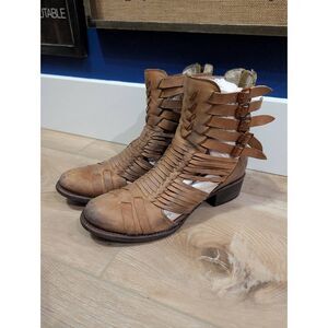 Freebird by Steven Sally Strappy Boho Bootie Sandal Tan Nubuck Women's Size 8